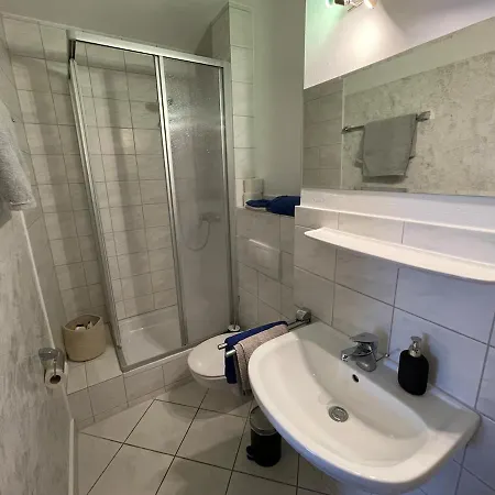 Apartment Beautiful Bright For 4 With Privacy